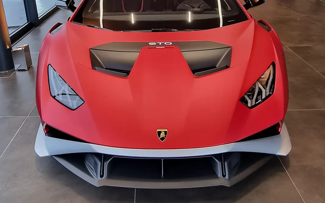 about-2 Lamborghini at Corbex